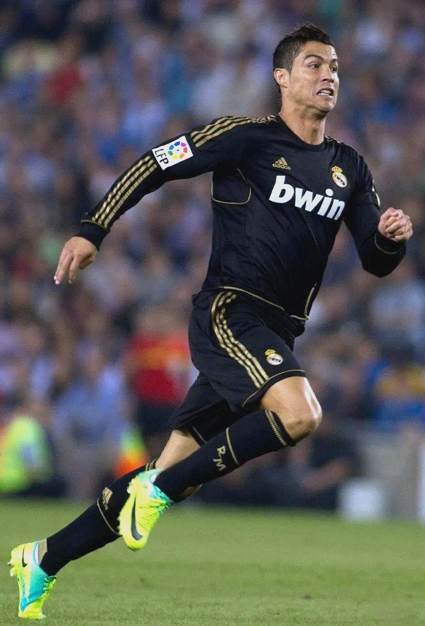 包含足总杯今夜再迎强敌,阿贾克斯远射贴柱,主帅态度:气氛紧张,球队文化再被提及的词条 包含足总杯今夜再迎强敌,阿贾克斯远射贴柱,主帅态度:气氛紧张,球队文化再被提及的词条