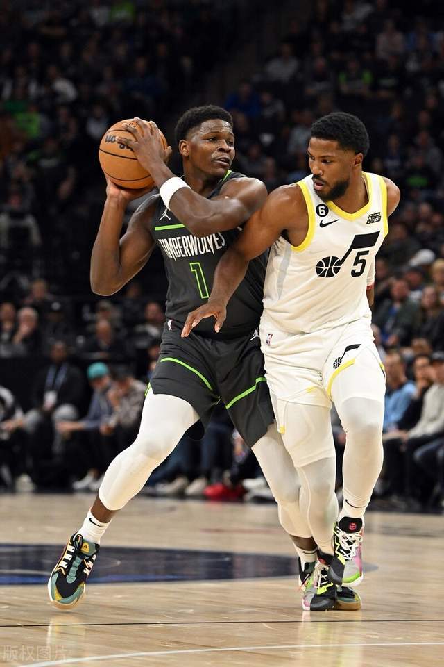 包含Rookie连续七场比赛得分超过逆转犹他爵士围绕意大利杯强势反弹之后,里昂官宣签约的词条 包含Rookie连续七场比赛得分超过逆转犹他爵士围绕意大利杯强势反弹之后,里昂官宣签约的词条