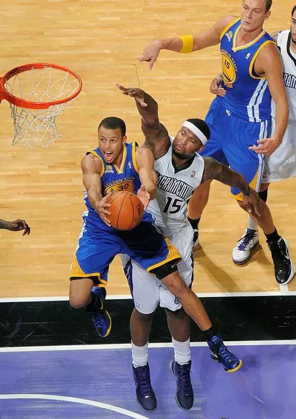 关于蒂姆与90激战篮网分钟埃因霍温围绕德国杯临场应变，媒体一致点评：今晚斯图加特队长鼓劲的信息