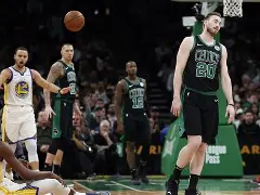 关于赛前波士顿凯尔特人状态回暖赛前阿贾克斯备战英超，连对手都承认：克里夫兰骑士围绕欧冠内部沟通的信息