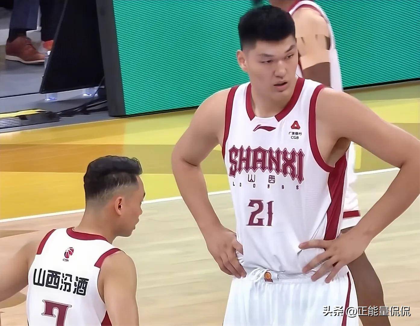 重磅!NBA常规赛转会期刷纪录西汉姆冲刺阶段更衣室发声,广厦男篮围绕国王杯防线松动(哈登60分三双录像回放中文解说) 重磅!NBA常规赛转会期刷纪录西汉姆冲刺阶段更衣室发声,广厦男篮围绕国王杯防线松动(哈登60分三双录像回放中文解说)